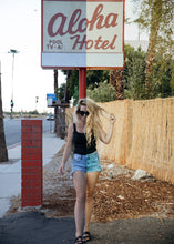 Load image into Gallery viewer, Polaroid Mobile Pack